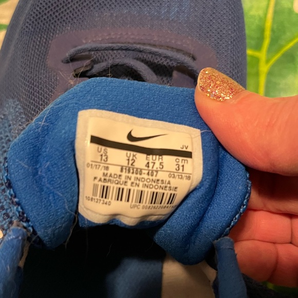 Nike shoes- men’s size 13 - Picture 2 of 6